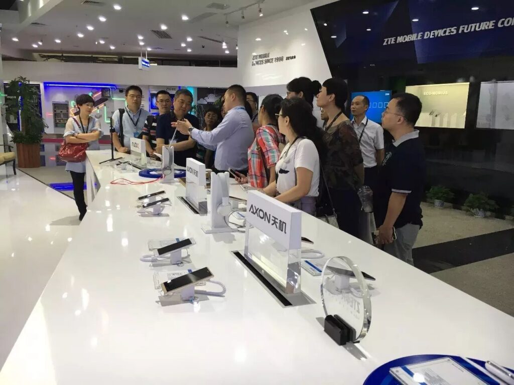 科技改变生活，共享便利财务——高顿财菁会参访中兴通讯