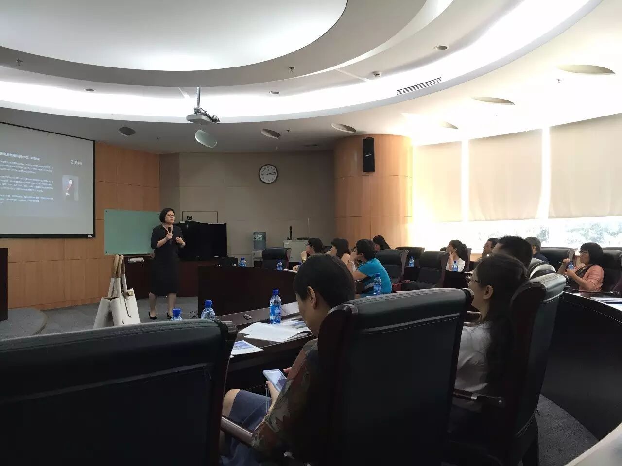 《科技改变生活,共享便利财务——高顿财菁会参访中兴通讯》配图 3