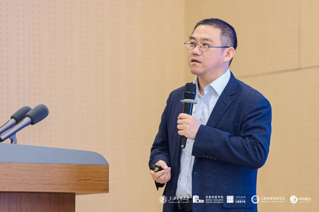吴轶伦