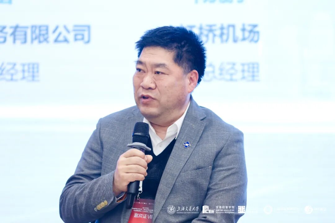 杨鹏