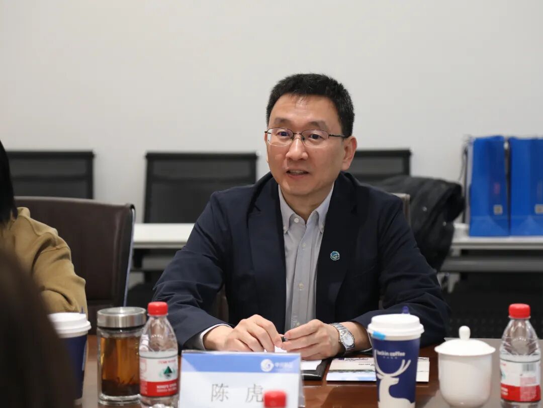 《校企携手启新程——东北财经大学施锦芳副校长一行莅临中兴新云考察交流》配图5